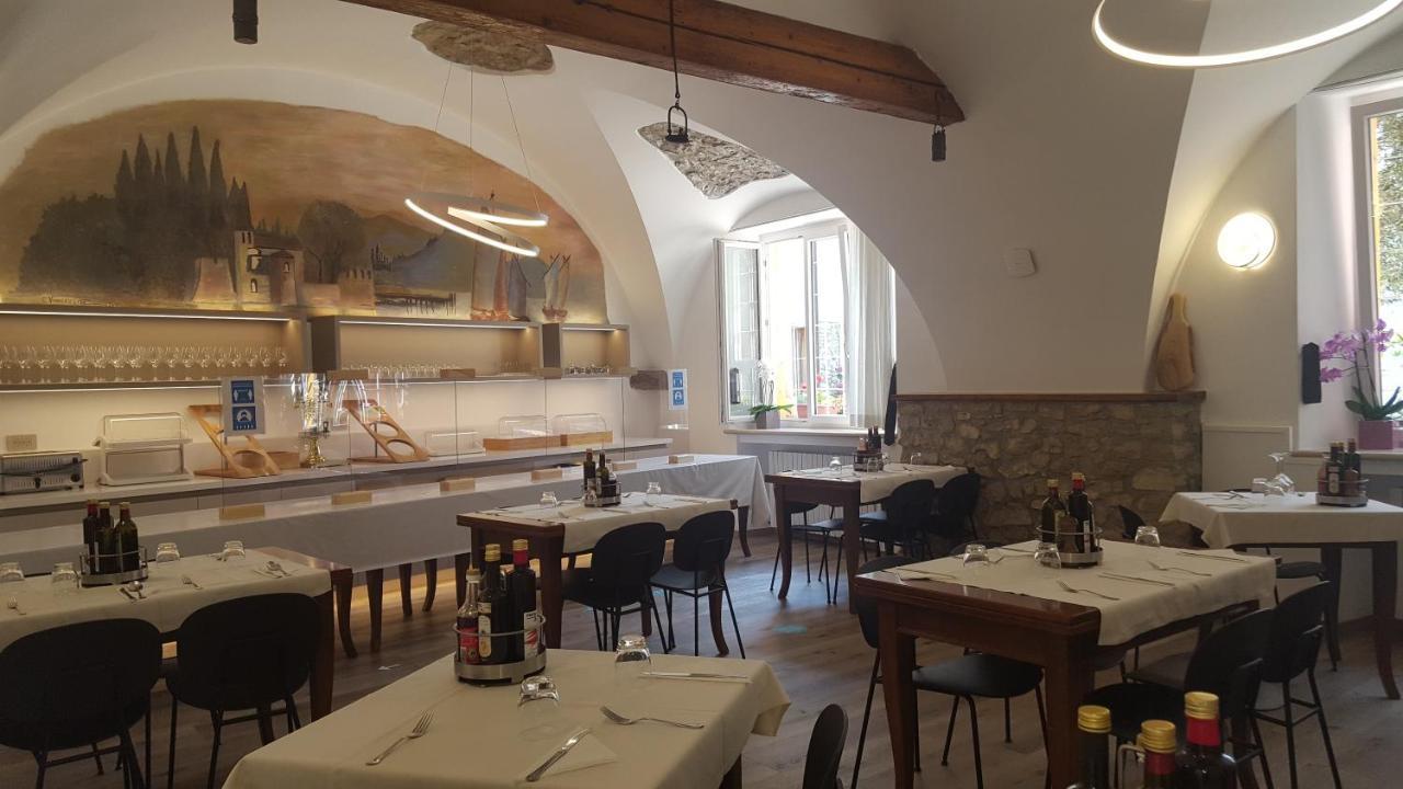 Hotel Pace Brenzone sul Garda Ngoại thất bức ảnh