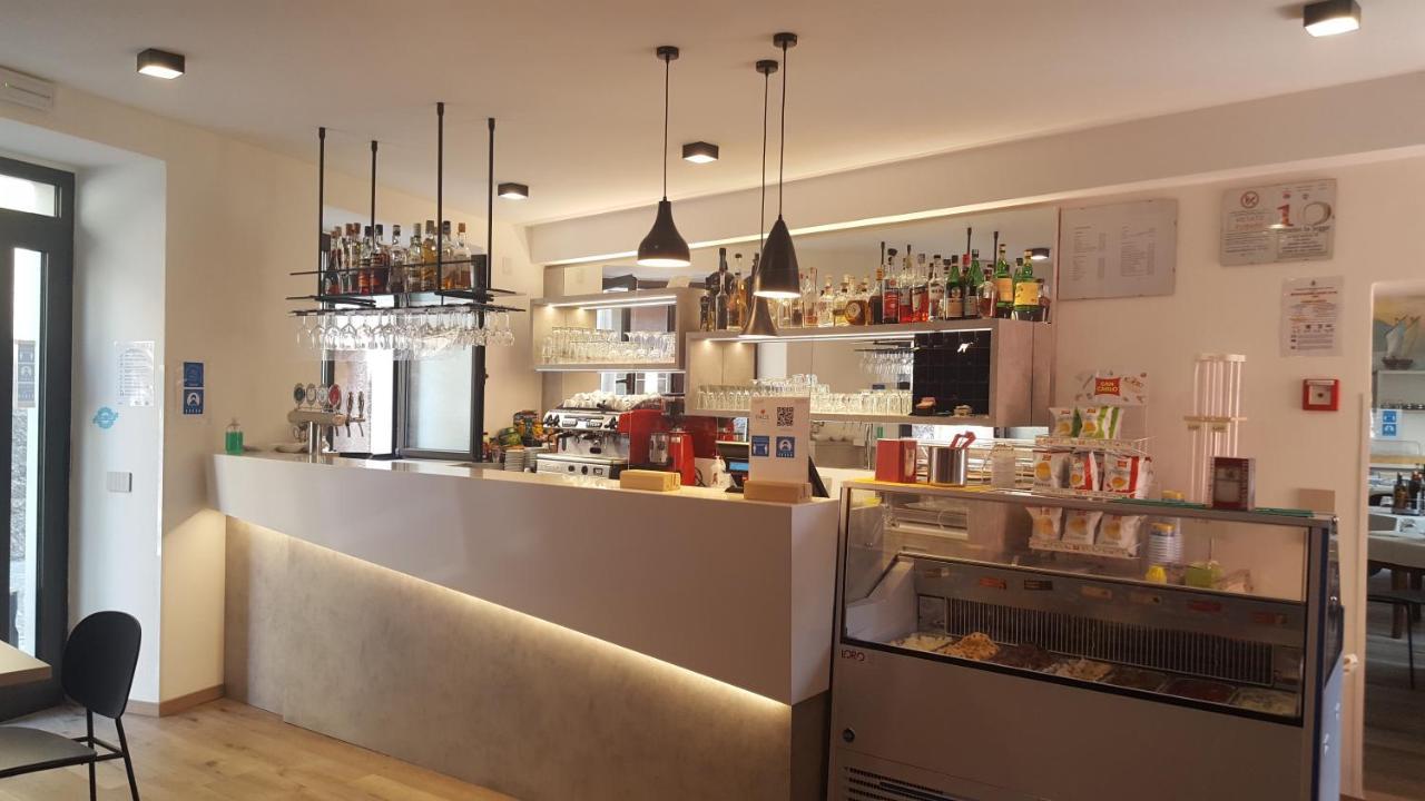 Hotel Pace Brenzone sul Garda Ngoại thất bức ảnh