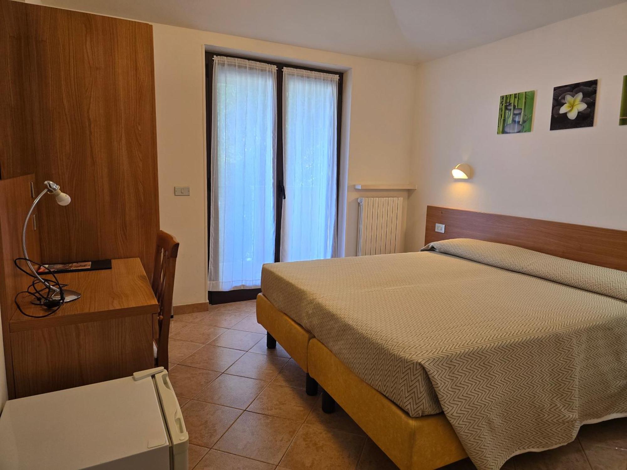 Hotel Pace Brenzone sul Garda Ngoại thất bức ảnh