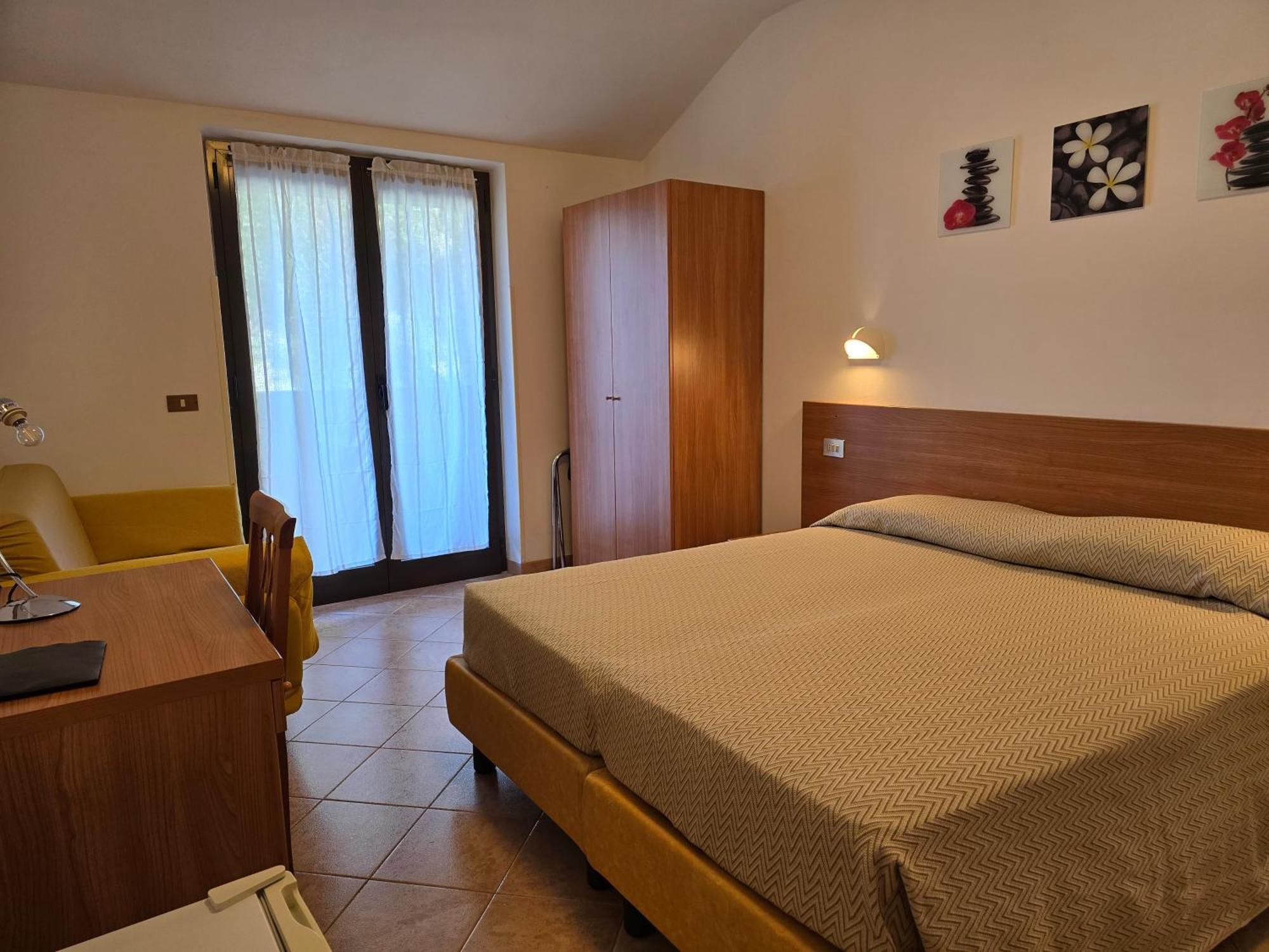 Hotel Pace Brenzone sul Garda Ngoại thất bức ảnh