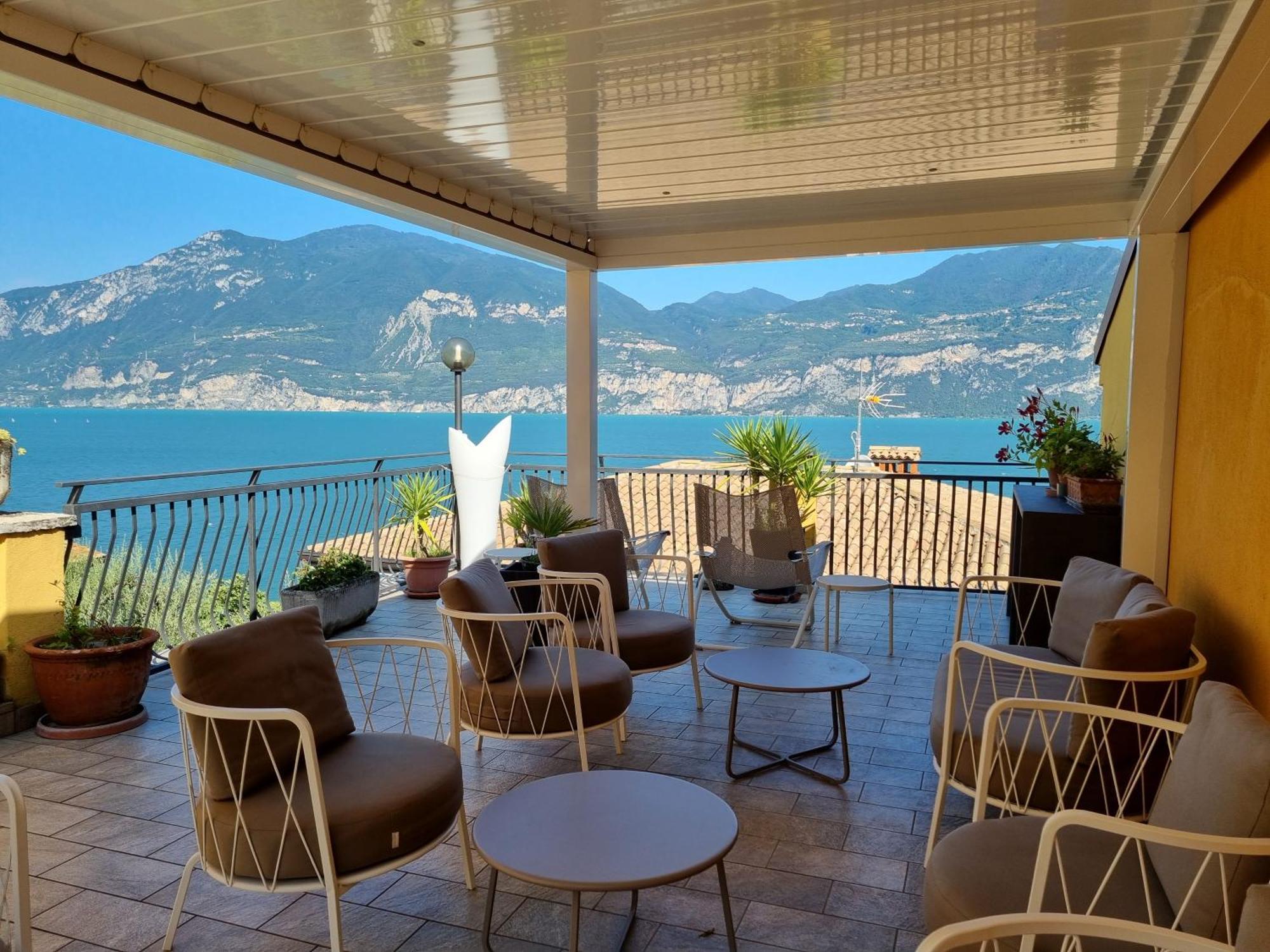 Hotel Pace Brenzone sul Garda Ngoại thất bức ảnh