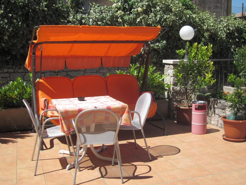 Hotel Pace Brenzone sul Garda Ngoại thất bức ảnh