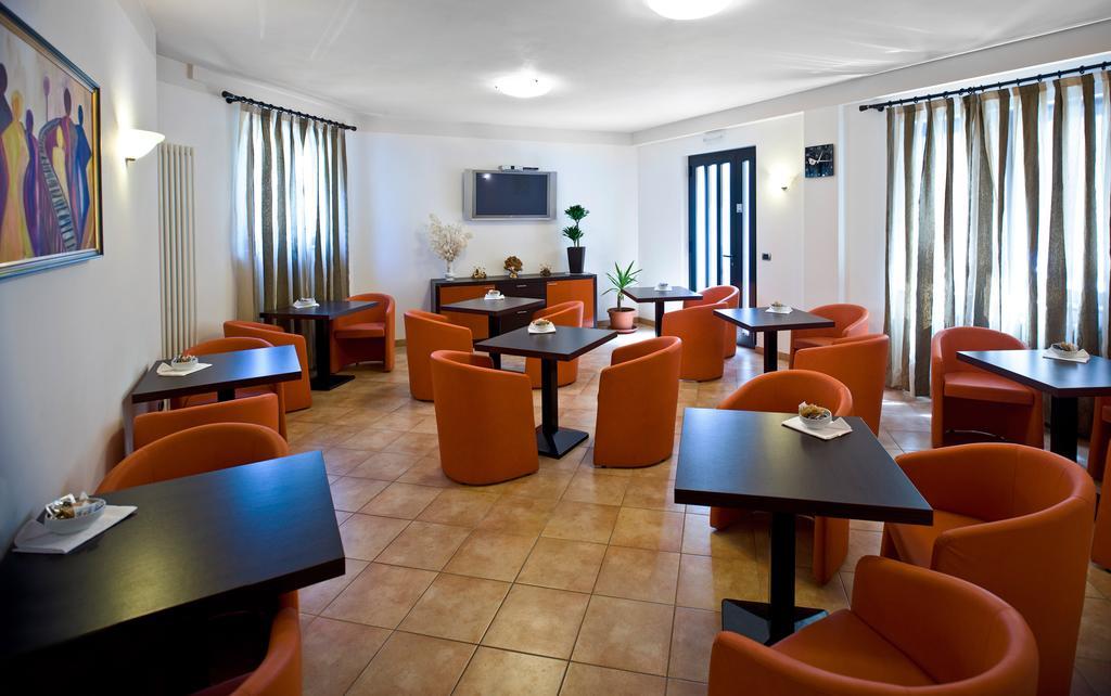 Hotel Pace Brenzone sul Garda Ngoại thất bức ảnh