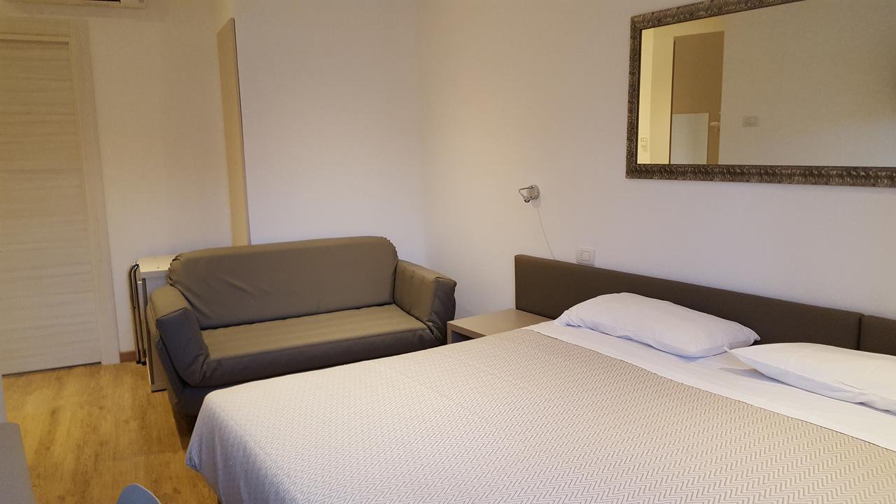 Hotel Pace Brenzone sul Garda Ngoại thất bức ảnh